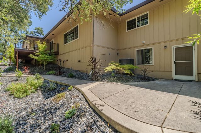 230 Kern St, Jackson, CA 95642
