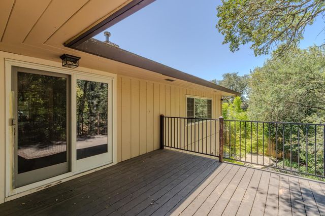 230 Kern St, Jackson, CA 95642