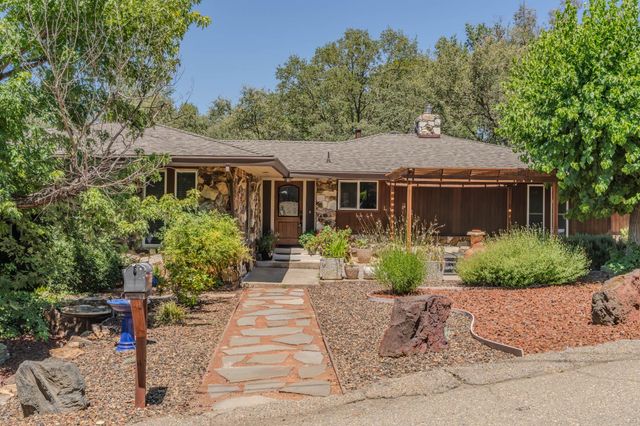 230 Kern St, Jackson, CA 95642