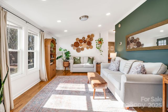 213 Sandy Creek Court, Hendersonville, NC 28792