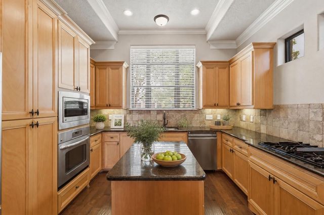 4239 Rock Bend Drive, College Station, TX 77845