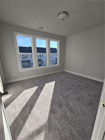 2449 Red Maple Xing SE, Smyrna, GA 30080