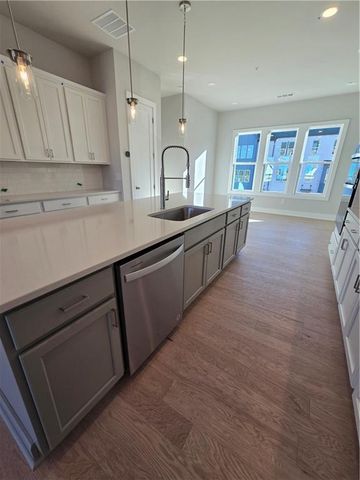 2449 Red Maple Xing SE, Smyrna, GA 30080