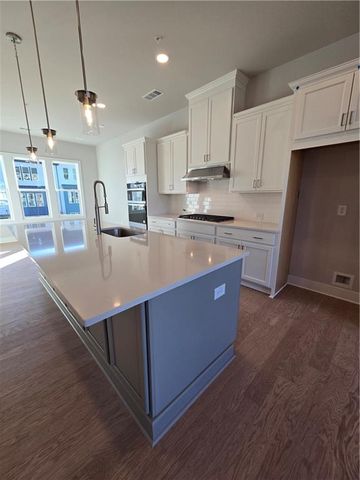 2449 Red Maple Xing SE, Smyrna, GA 30080