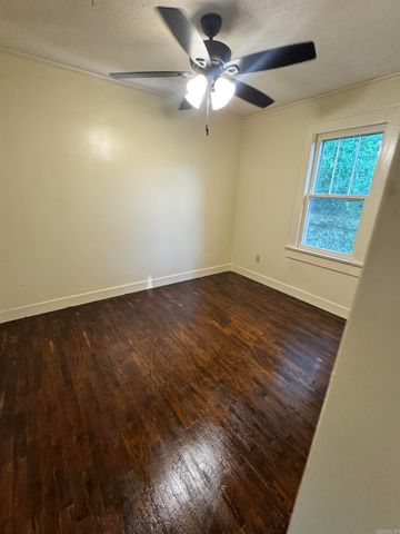 126 Gardner, Hot Springs, AR 71913
