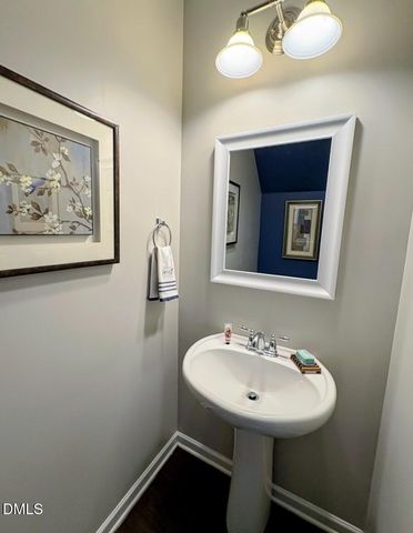 1093 Renewal Place, Raleigh, NC 27603