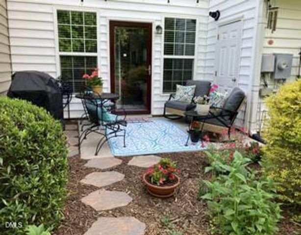 1093 Renewal Place, Raleigh, NC 27603