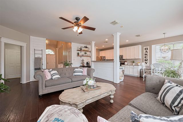 18506 Quail Brock Drive, Humble, TX 77346