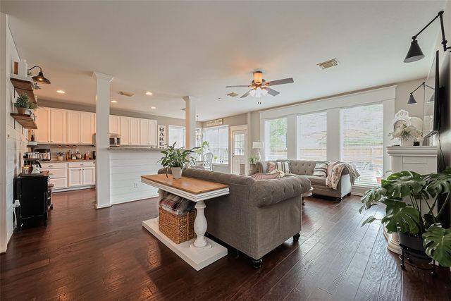 18506 Quail Brock Drive, Humble, TX 77346