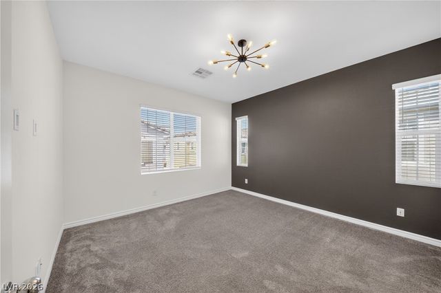 25 Barbara Lane 60, Las Vegas, NV 89183