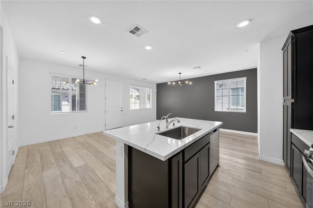 25 Barbara Lane 60, Las Vegas, NV 89183