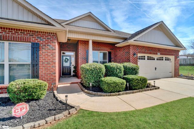 442 Birchbark Lane, Lyman, SC 29365