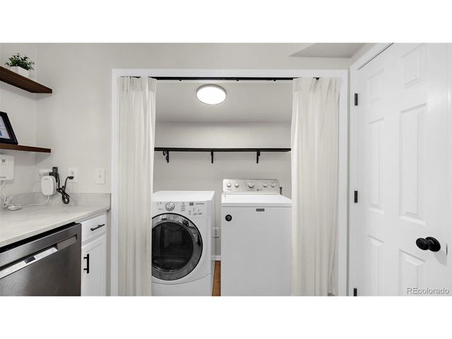 428 E St Vrain, Colorado Springs, CO 80903