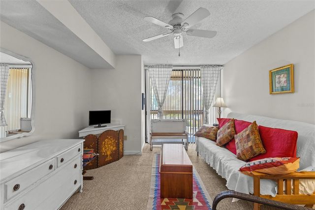 3033 WILLOW GREEN 10, Sarasota, FL 34235