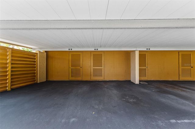 3033 WILLOW GREEN 10, Sarasota, FL 34235