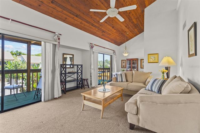 3033 WILLOW GREEN 10, Sarasota, FL 34235