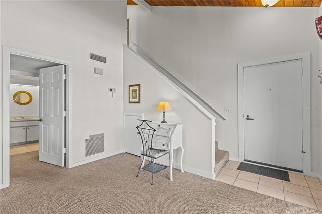 3033 WILLOW GREEN 10, Sarasota, FL 34235