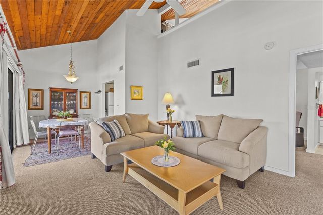 3033 WILLOW GREEN 10, Sarasota, FL 34235