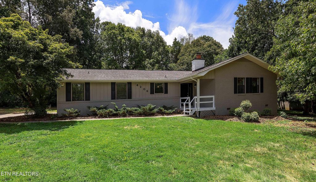 4206 Deer Run Drive, Knoxville, TN 37912
