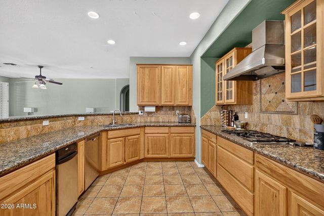 2743 E HOBART Street, Gilbert, AZ 85296
