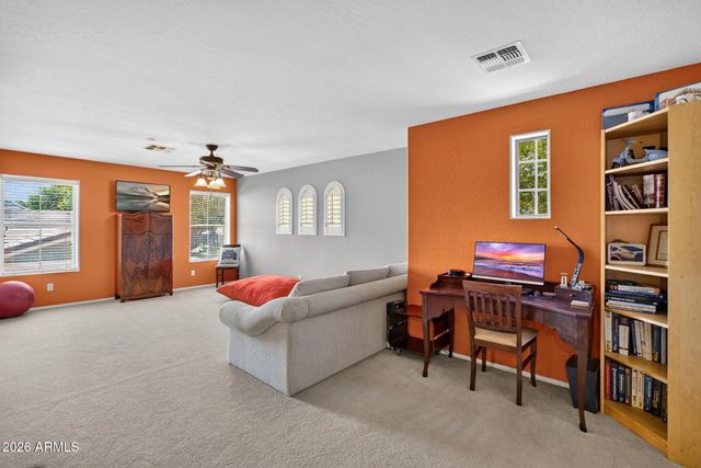 2743 E HOBART Street, Gilbert, AZ 85296