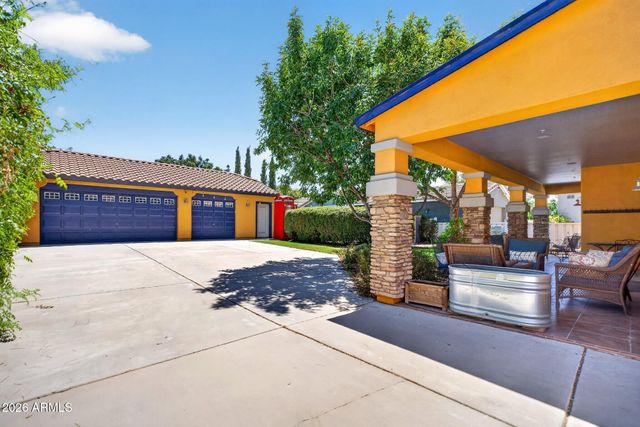 2743 E HOBART Street, Gilbert, AZ 85296