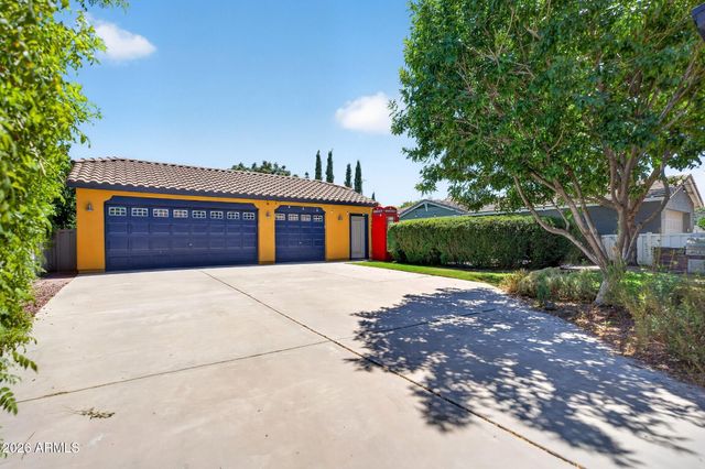 2743 E HOBART Street, Gilbert, AZ 85296