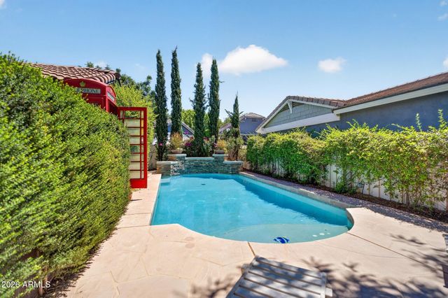 2743 E HOBART Street, Gilbert, AZ 85296