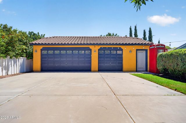 2743 E HOBART Street, Gilbert, AZ 85296