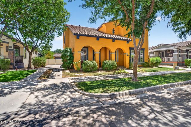 2743 E HOBART Street, Gilbert, AZ 85296