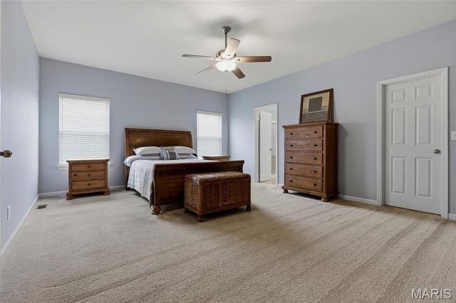 102 Carlton Point Drive, Wentzville, MO 63385