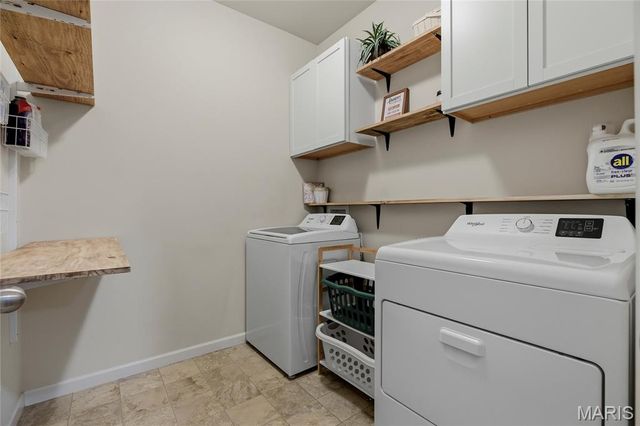 102 Carlton Point Drive, Wentzville, MO 63385