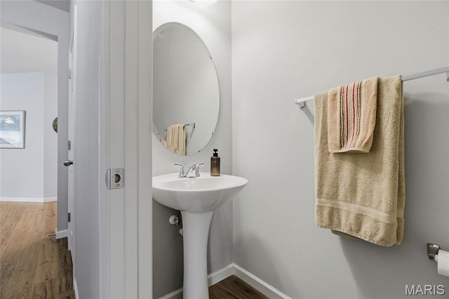 102 Carlton Point Drive, Wentzville, MO 63385