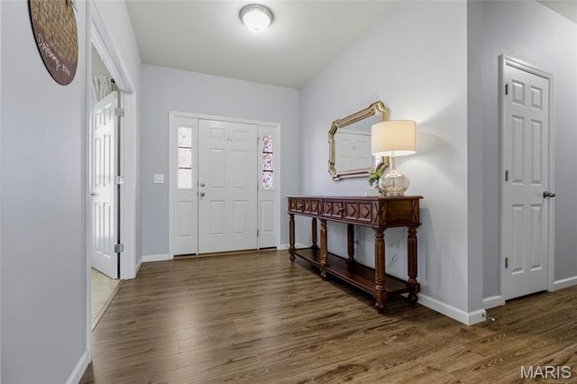 102 Carlton Point Drive, Wentzville, MO 63385