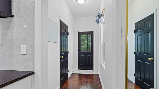 736 Nevada, San Antonio, TX 78203