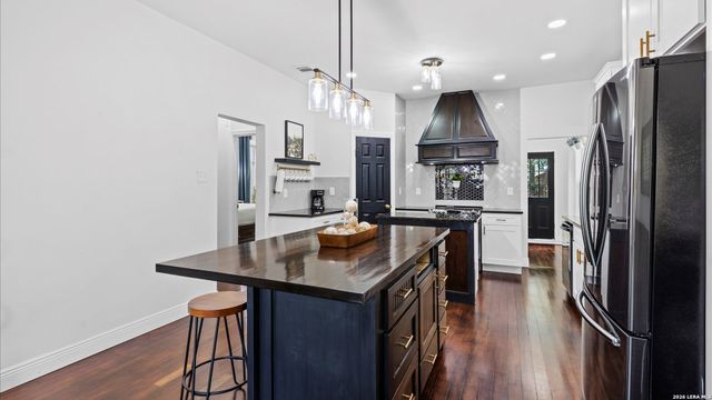 736 Nevada, San Antonio, TX 78203