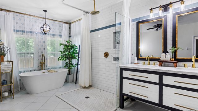 736 Nevada, San Antonio, TX 78203