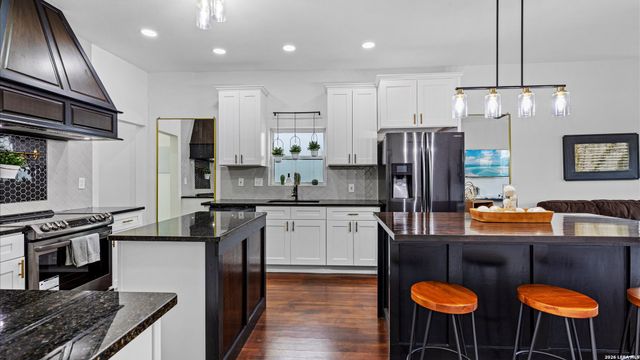736 Nevada, San Antonio, TX 78203