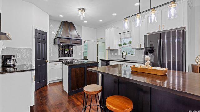 736 Nevada, San Antonio, TX 78203