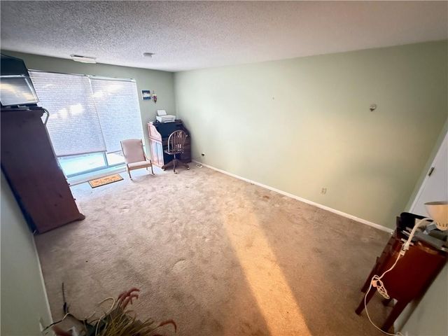 12604 W 110th Terrace, Overland Park, KS 66210