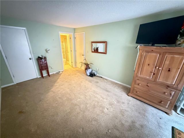 12604 W 110th Terrace, Overland Park, KS 66210