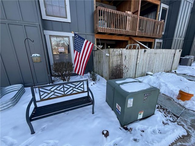 12604 W 110th Terrace, Overland Park, KS 66210