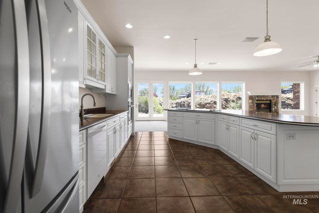 4098 Hidden Lakes Drive, Kimberly, ID 83341