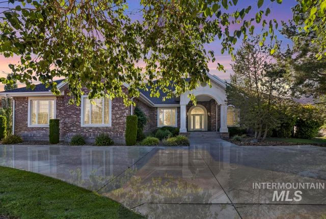 4098 Hidden Lakes Drive, Kimberly, ID 83341