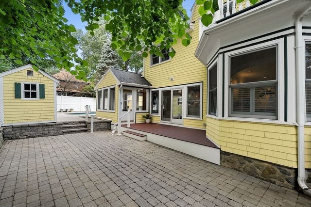 15 Lincoln St, Arlington, MA 02476