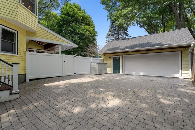 15 Lincoln St, Arlington, MA 02476