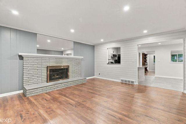 7429 Farr Court, Shelby Twp, MI 48316