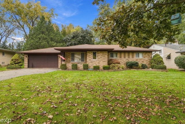 7429 Farr Court, Shelby Twp, MI 48316