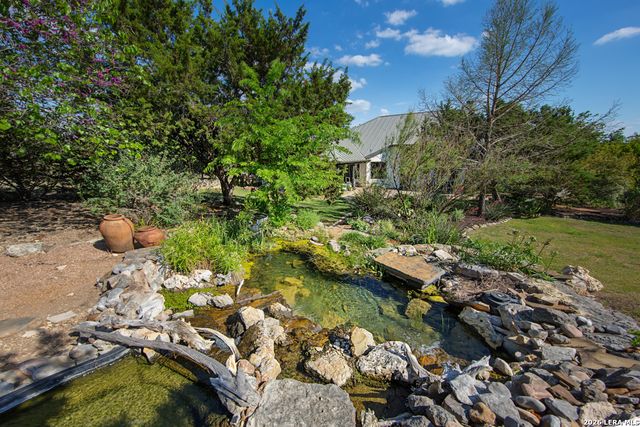 104 PARK RDG, Boerne, TX 78006
