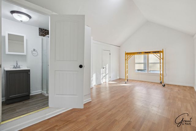 15780 Lesure Street, Detroit, MI 48227